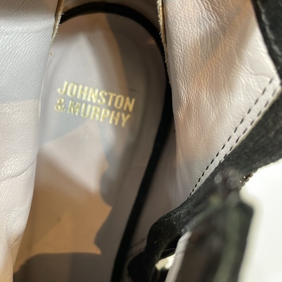 Johnston & Murphy Black Leather Bootie Heels 7.5 EUC Genuine Leather - Picture 6 of 11